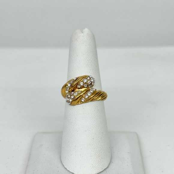 Intertwined Double Ring - Picture 4 of 6